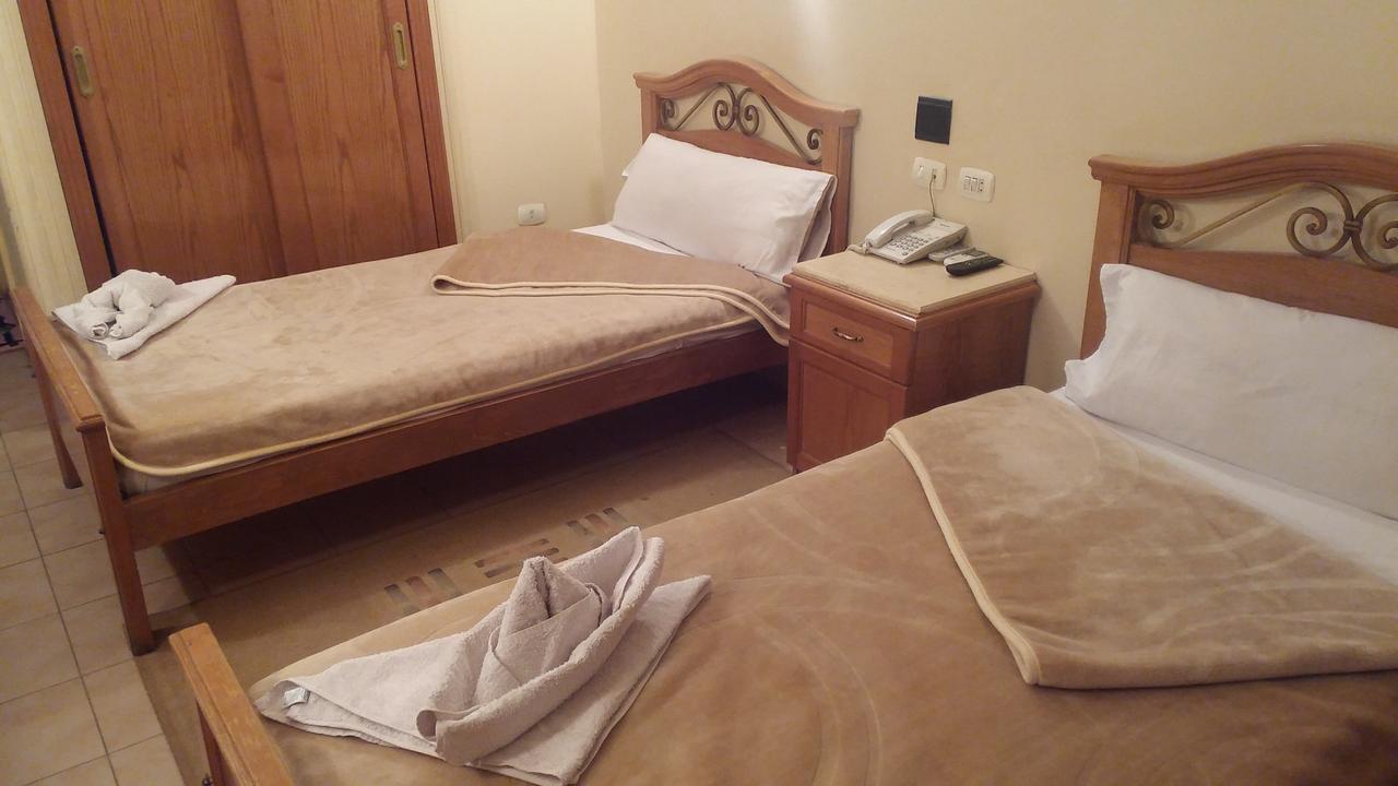 Applicators Hotel Abu Simbel Exteriör bild
